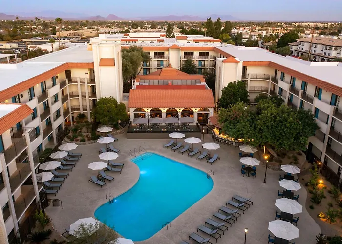 Embassy Suites By Hilton Scottsdale